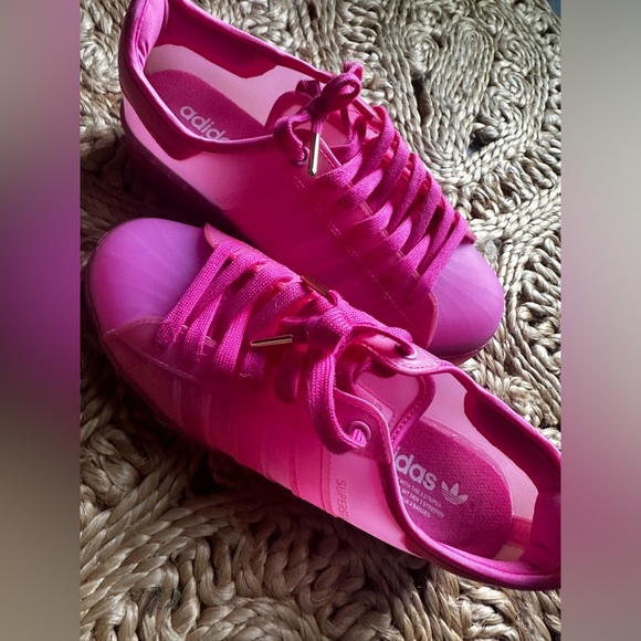 Rare limited Adidas pink jelly superstars. Size 7.5. Perfect condition. NWOT. - Picture 2 of 10